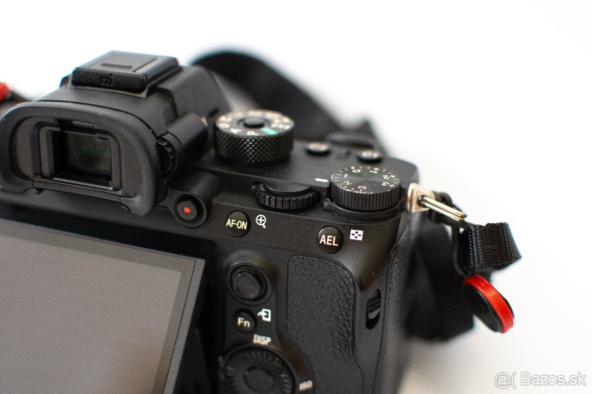 ✅Sony A7R III – málo používaný - 3