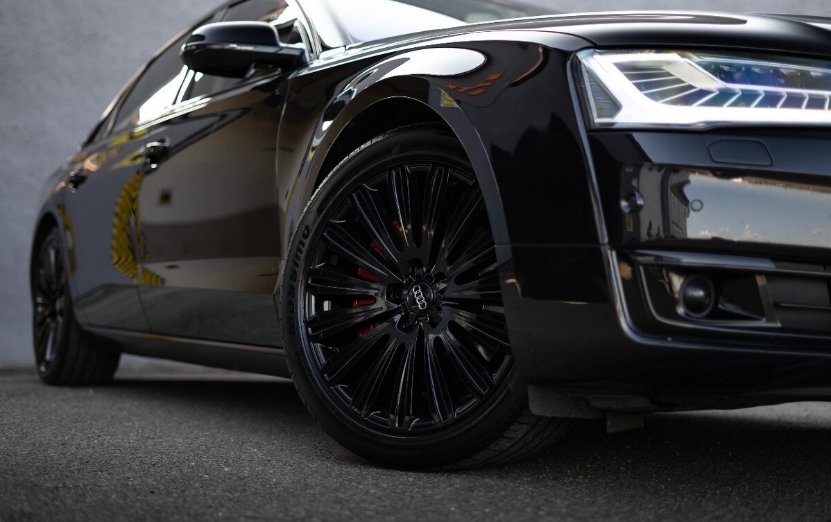 Audi A8 D4 3.0 TDI (190 kW) LONG Quattro - 3