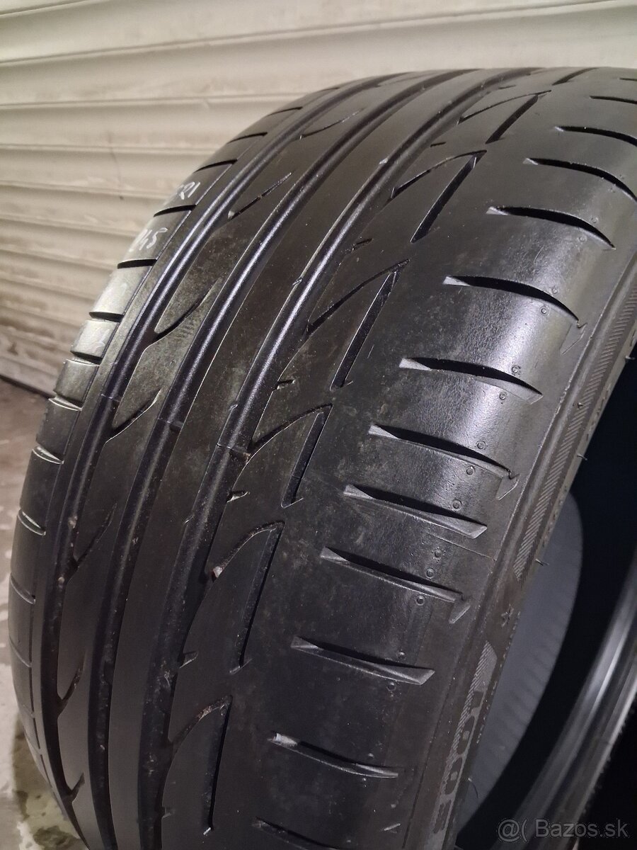 Bridgestone letné 245/40/R17 - 3