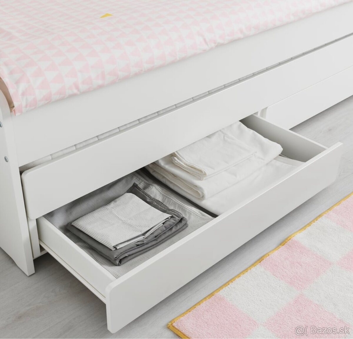 Predám rozkladaciu posteľ so šuflíkmi Ikea 90x200 - 3