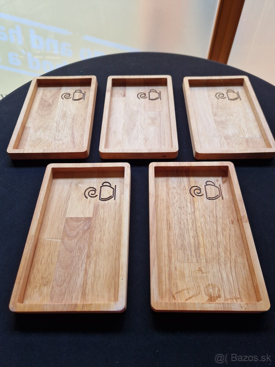 Predám nové drevené servírovacie tácky - 3