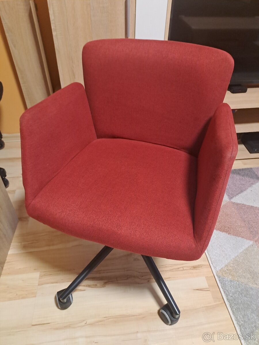 Otočné kreslo - 3