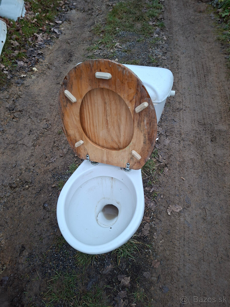 PREDAM WC,ZACHODOVA MISA - 3