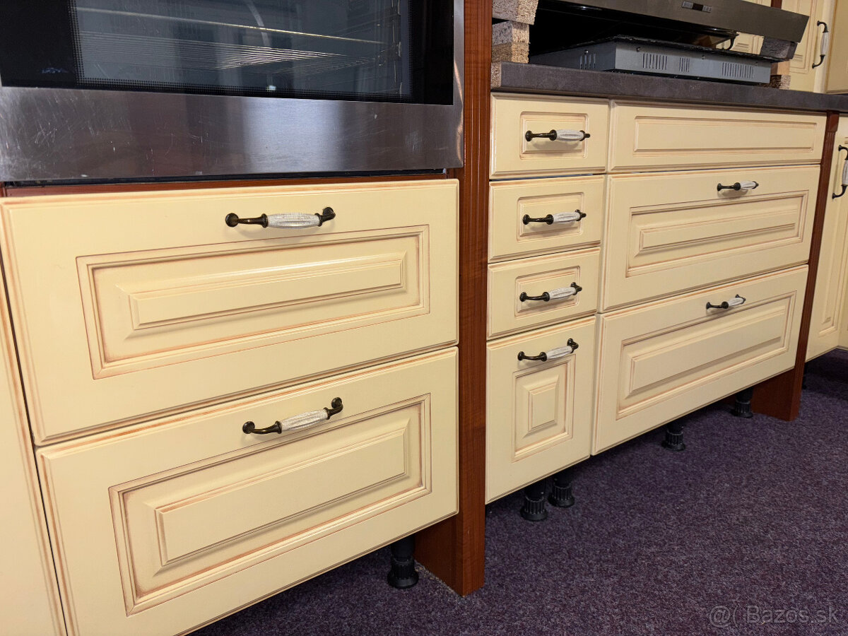 Kuchyňská linka Nobilia Castelo - 3