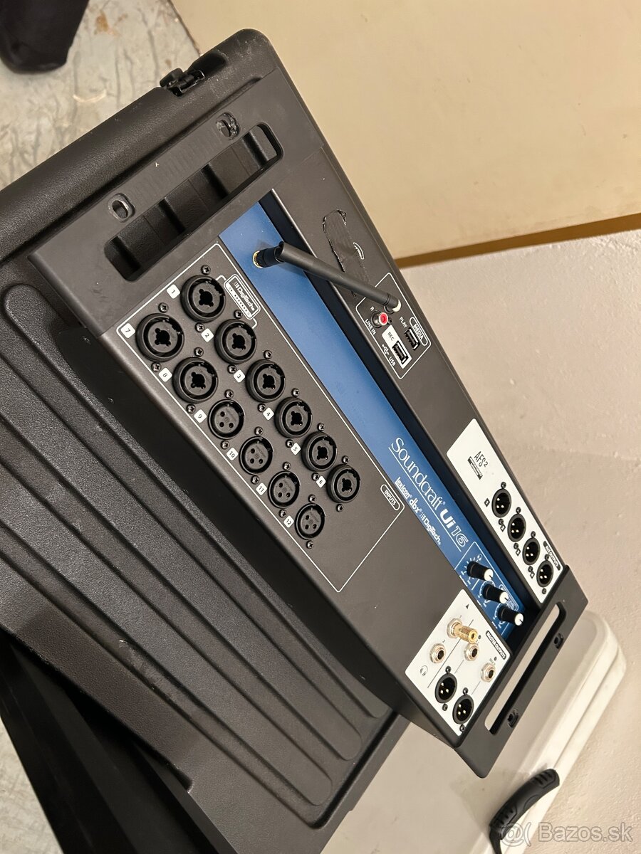Soundcraft Ui16 - 3