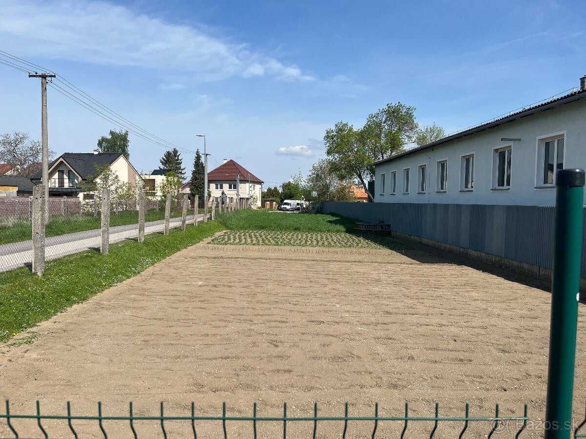 PREDAJ pozemok Drahovce - 3