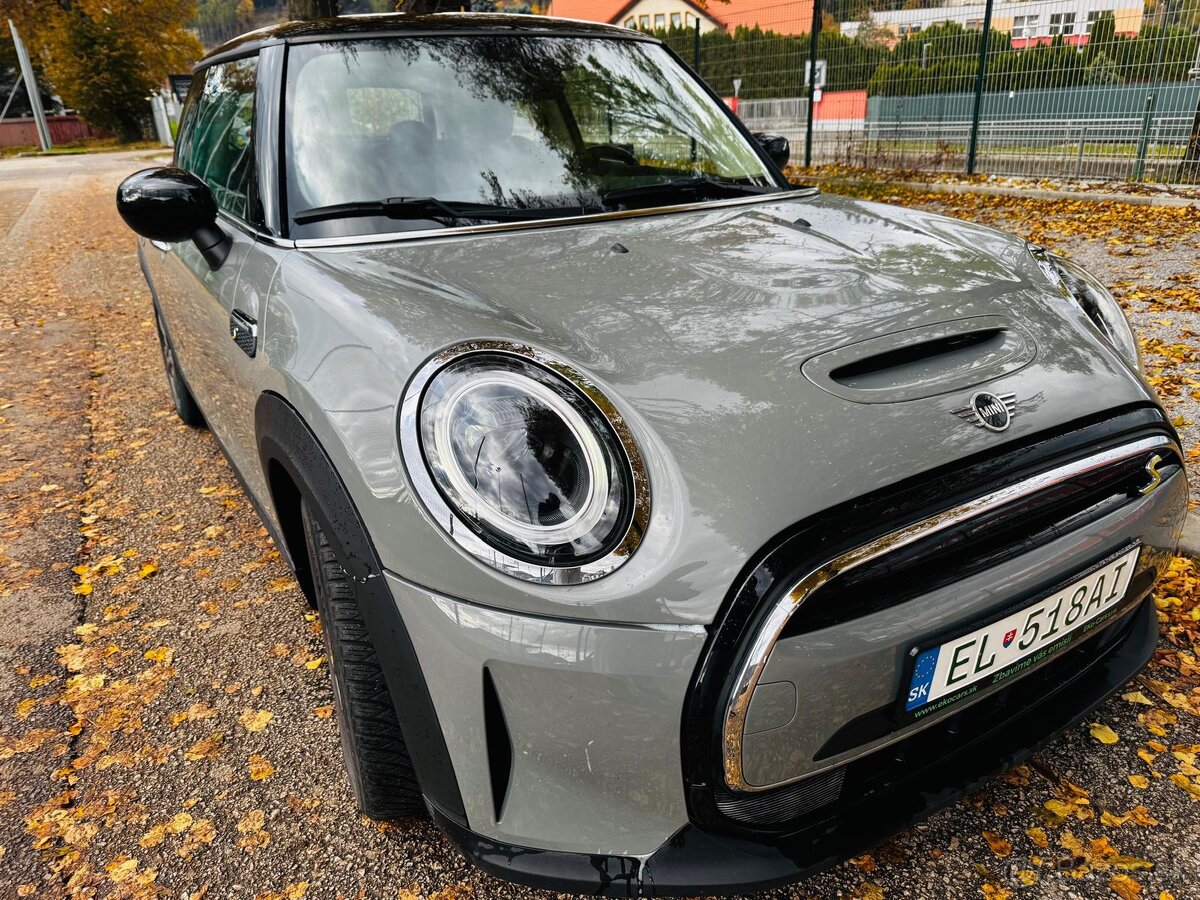 Mini Cooper S Essential 2022 (13 407 € odpočet DPH) - 3