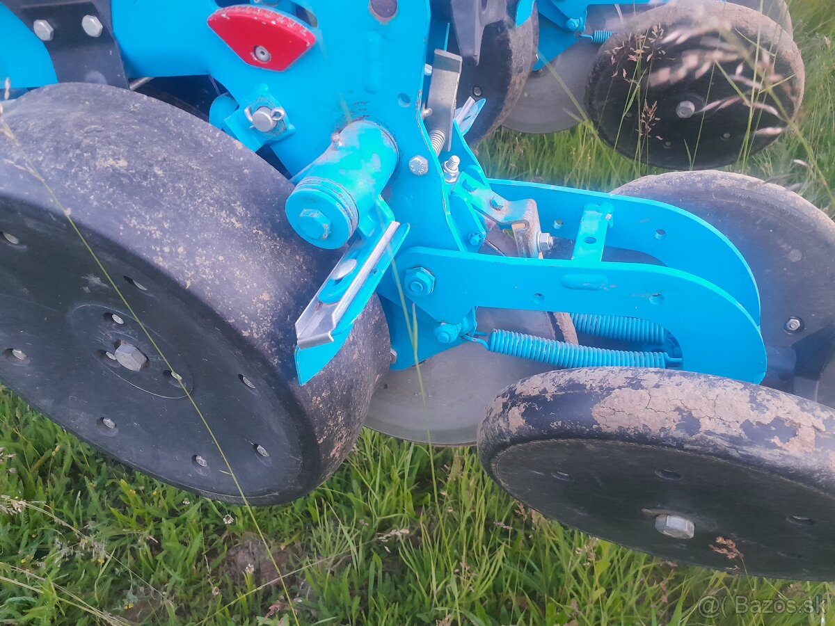 Sejačka na presný výsev Monosem NG4+ kukurica slnečnica repa - 3