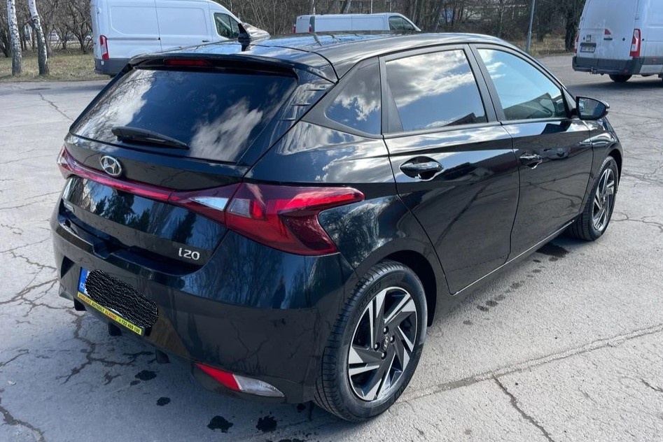 Predám Hyundai i20 - 3