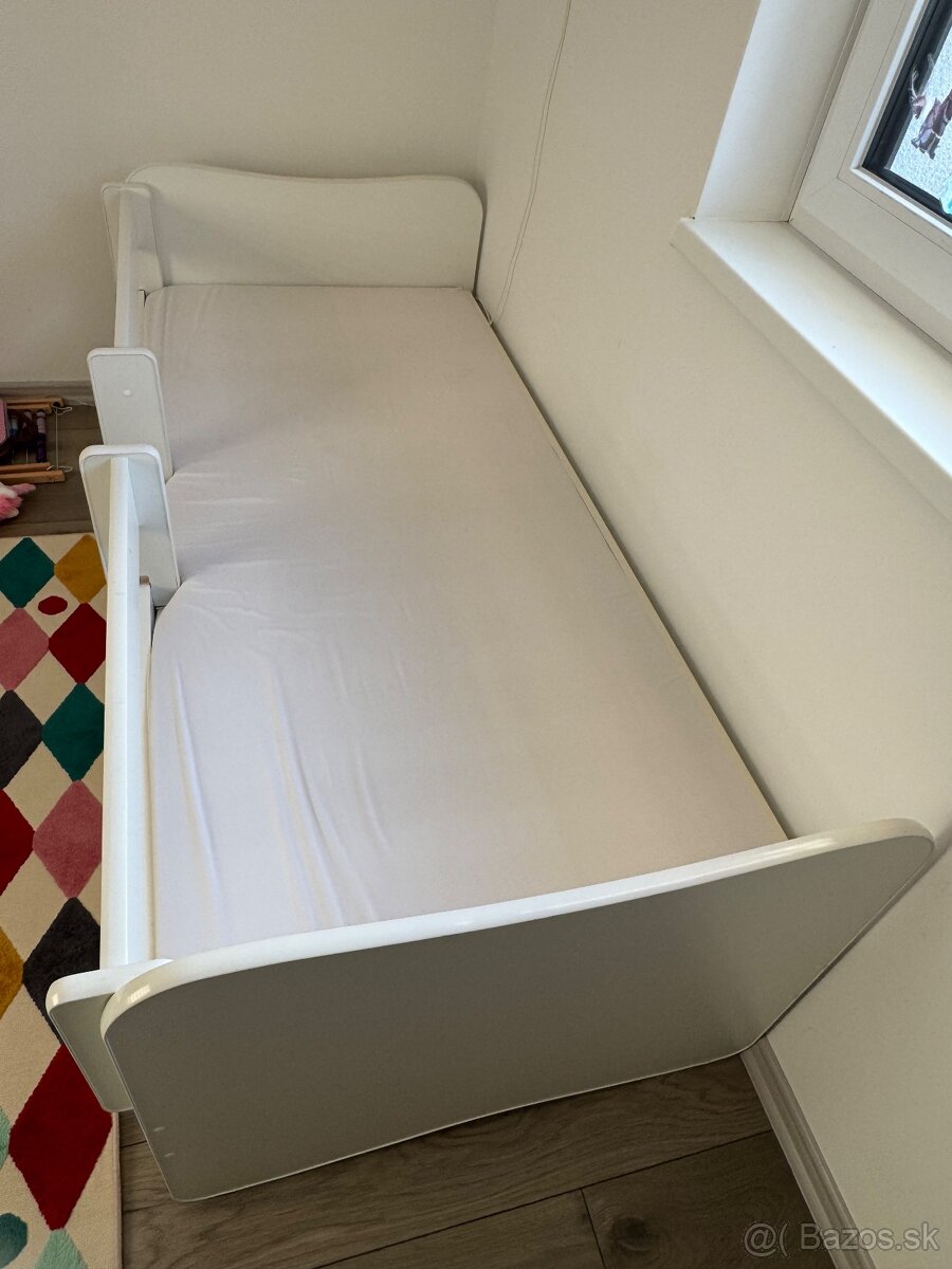 postel so zábranou - 3