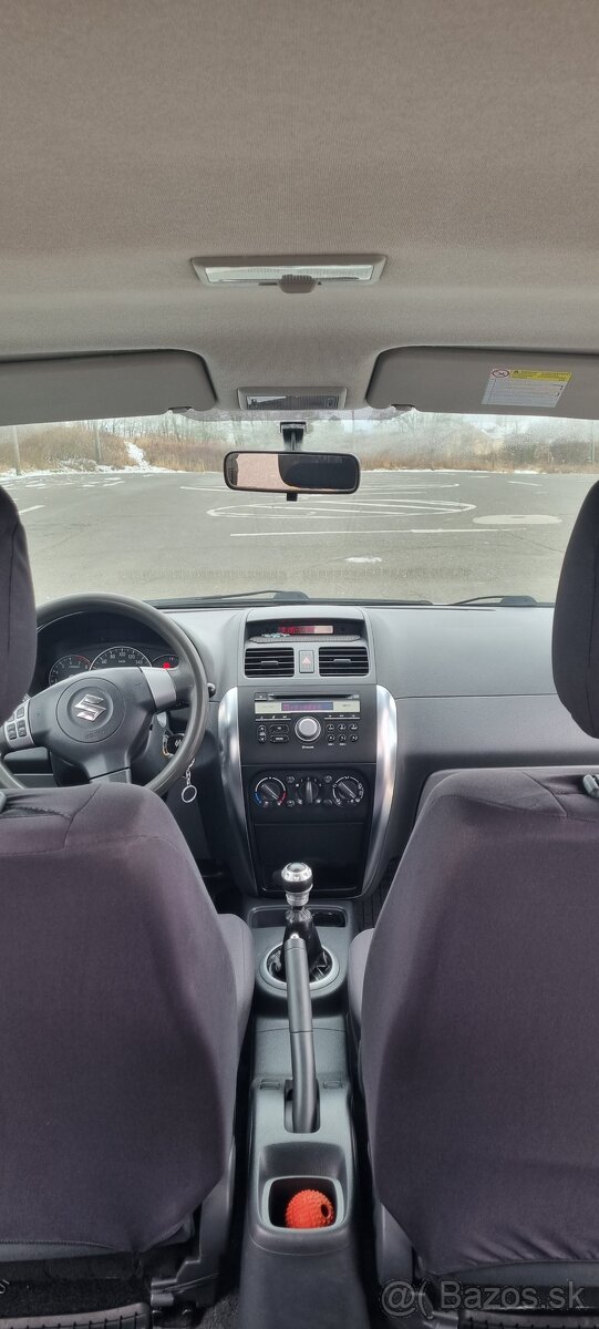 Suzuki SX4 - 3