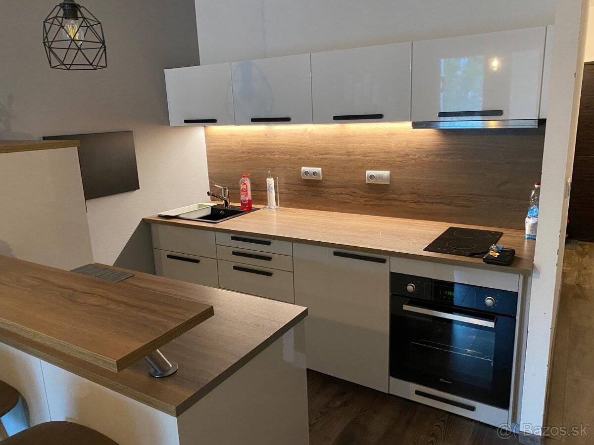 Kuchyňa IKEA v top stave - 3