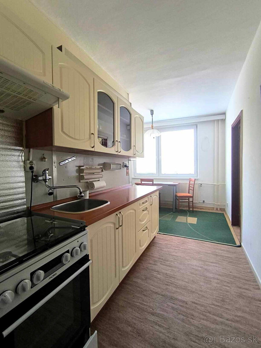 ‼️ BYT NA PREDAJ, BÁNOVCE NAD BEBRAVOU - SÍDLISKO SEVER ( 3 - 3