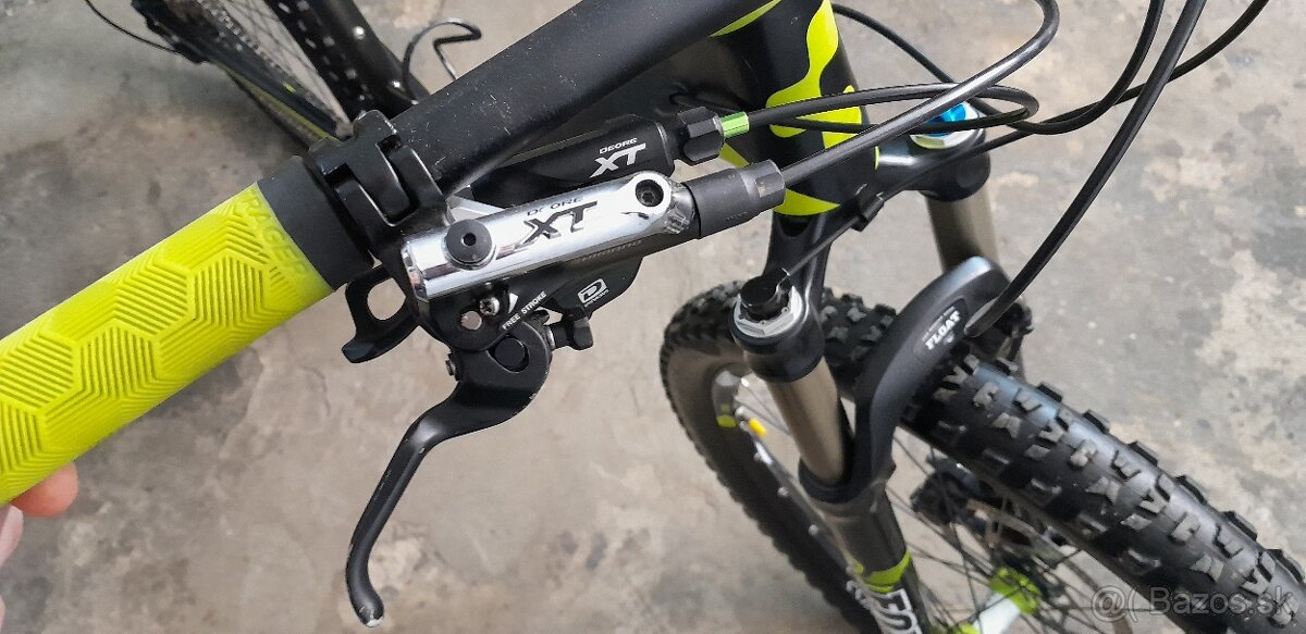 Predám horský bicykel CUBE - 3