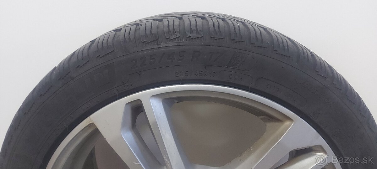 Pneu Michelin s alu diskami - 3