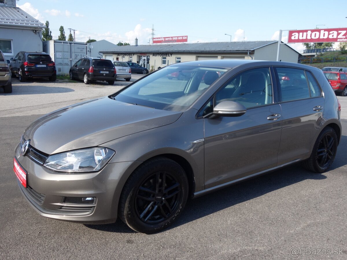 VW Golf - 3