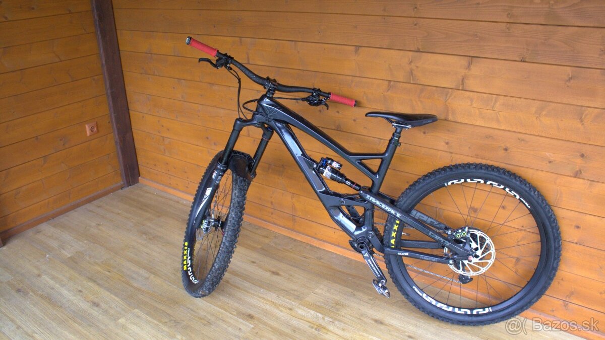 YT Capra - 3