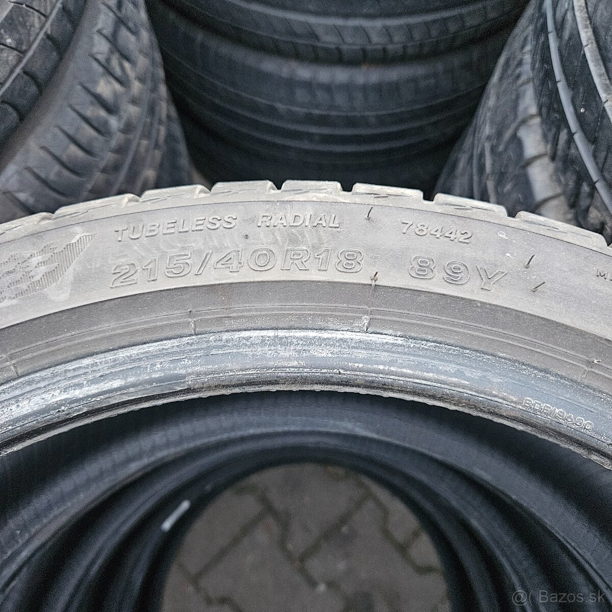 215/40 r18 Bridgestone - 3