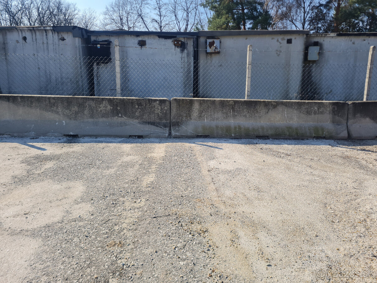 BETÓNOVÉ ZVODIDLÁ - 3