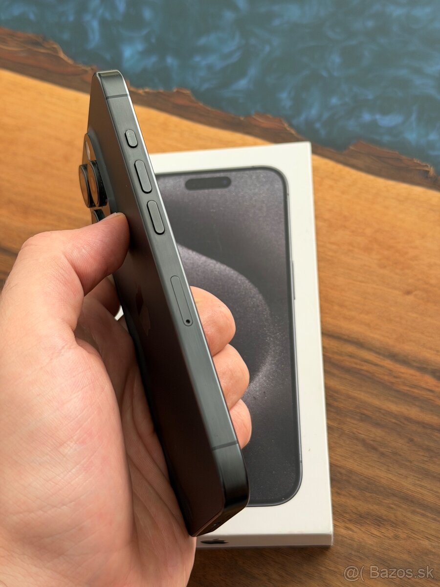 iPhone 15 Pro 128gb Black top stav - 3