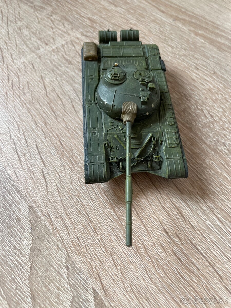 Revell T-72 M1 1:72 - 3