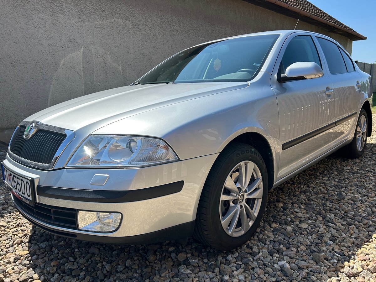 Skoda octavia 2,117 000km - 3