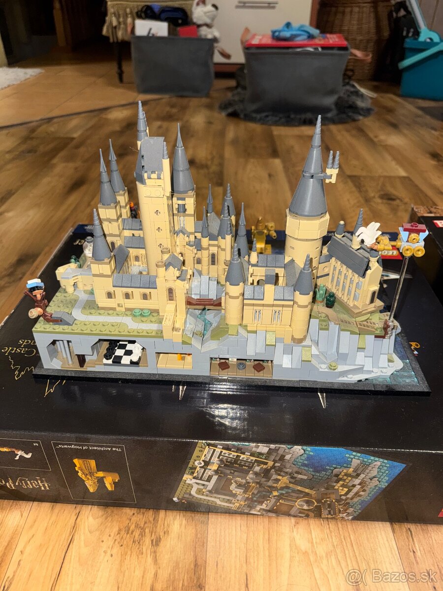 Predám Harry potter Hogwarts castle and grounds - 3