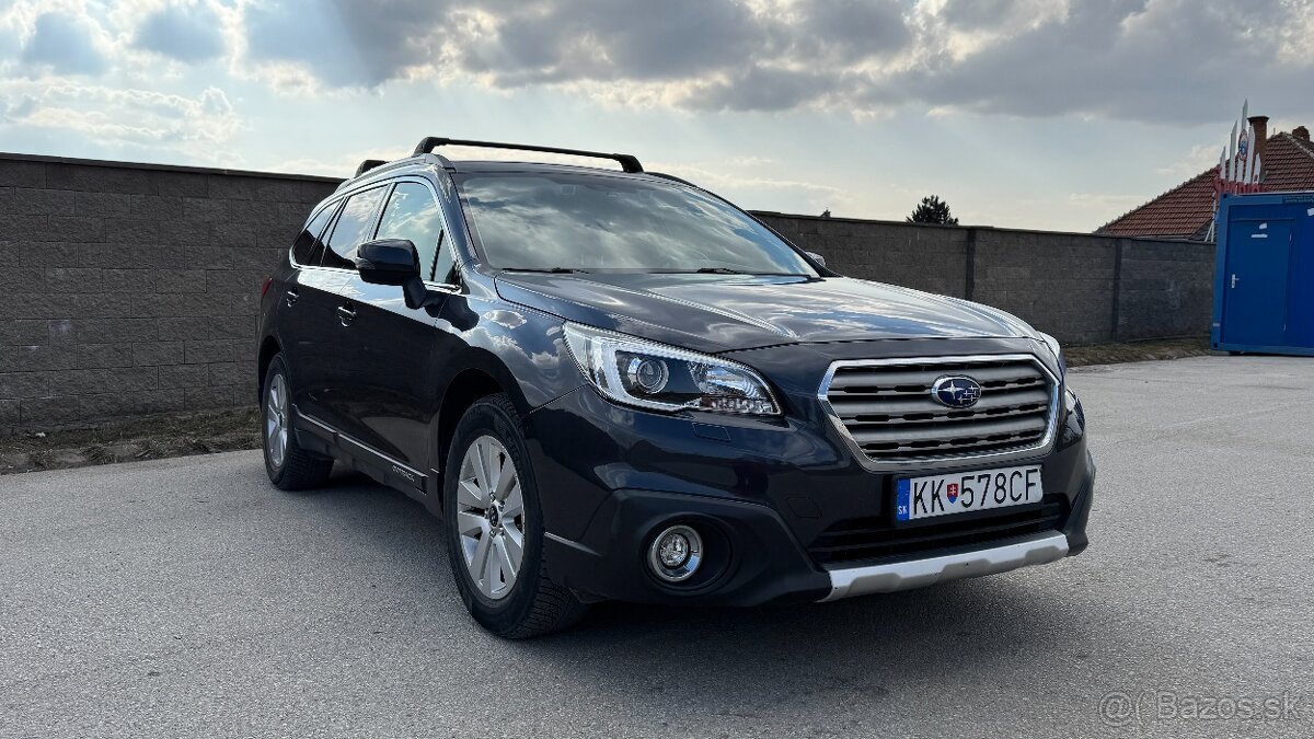 Subaru Outback 2D - 3