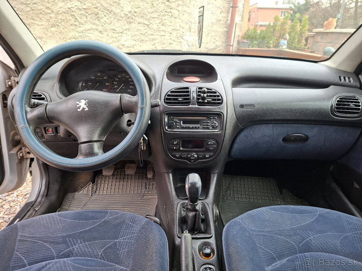 Peugeot 206 - 3