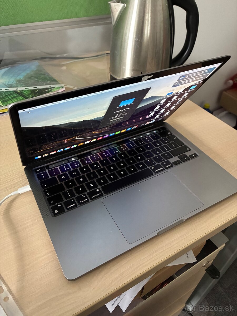 Apple MacBook Pro 2021, 8GB RAM - 3