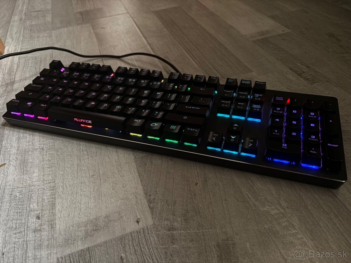 Mechanická herná klávesnica - 3
