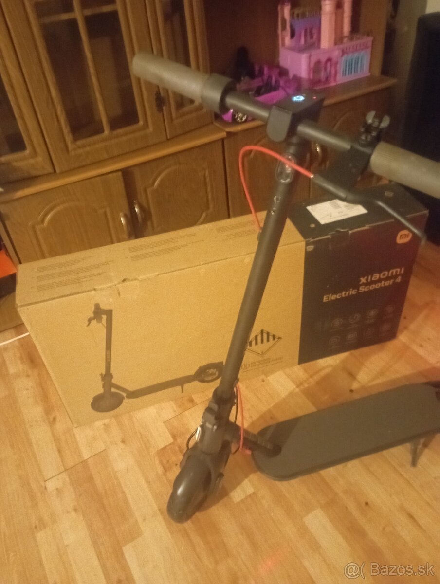 Elektrická kolobežka Xiaomi scooter 4 - 3