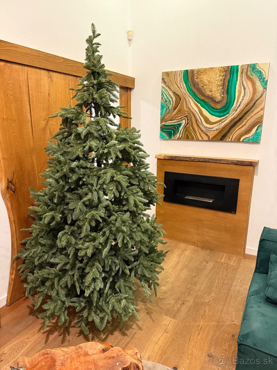 Umelý vianočný stromček FULL 3D Jedľa Kaukazská 240cm - 3
