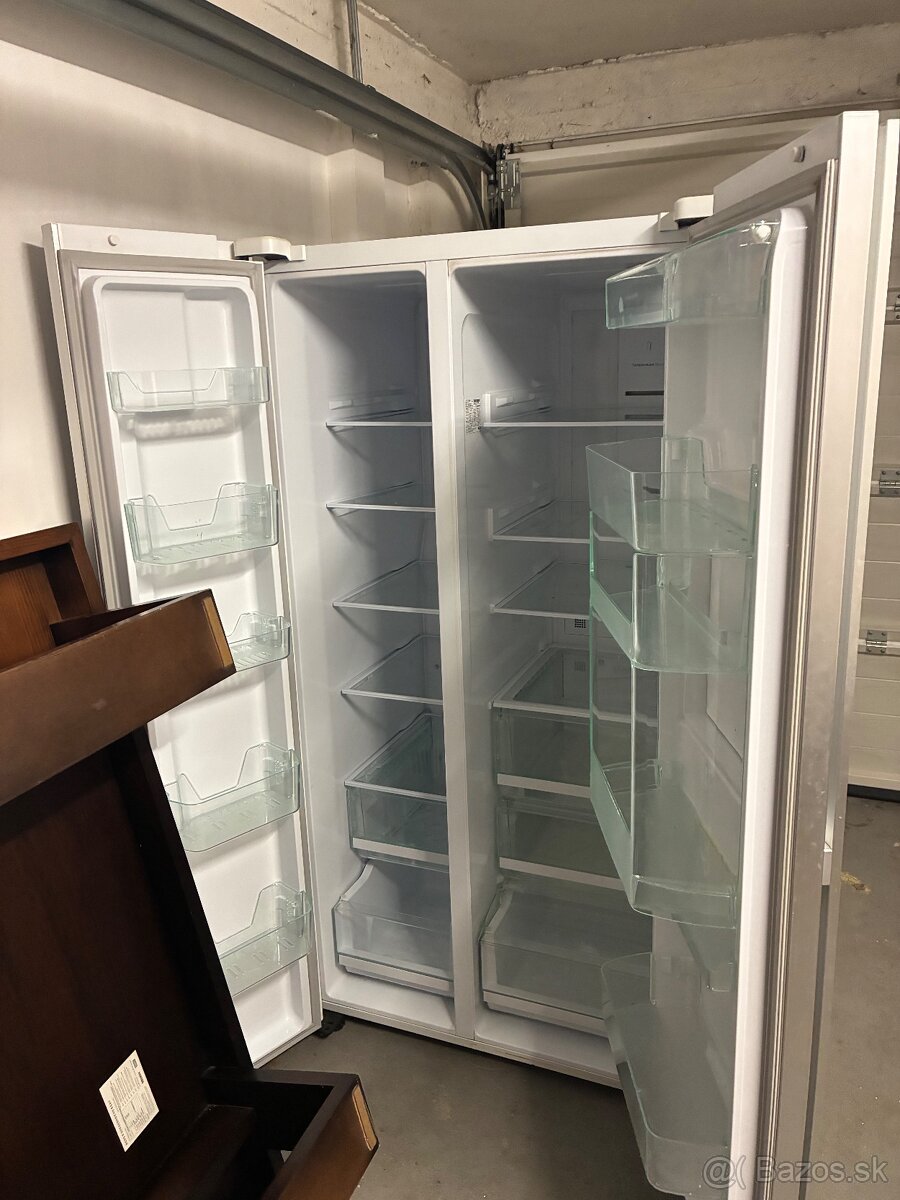 Samsung Zipel – 2-dverová chladnička (plne funkčná) - 3