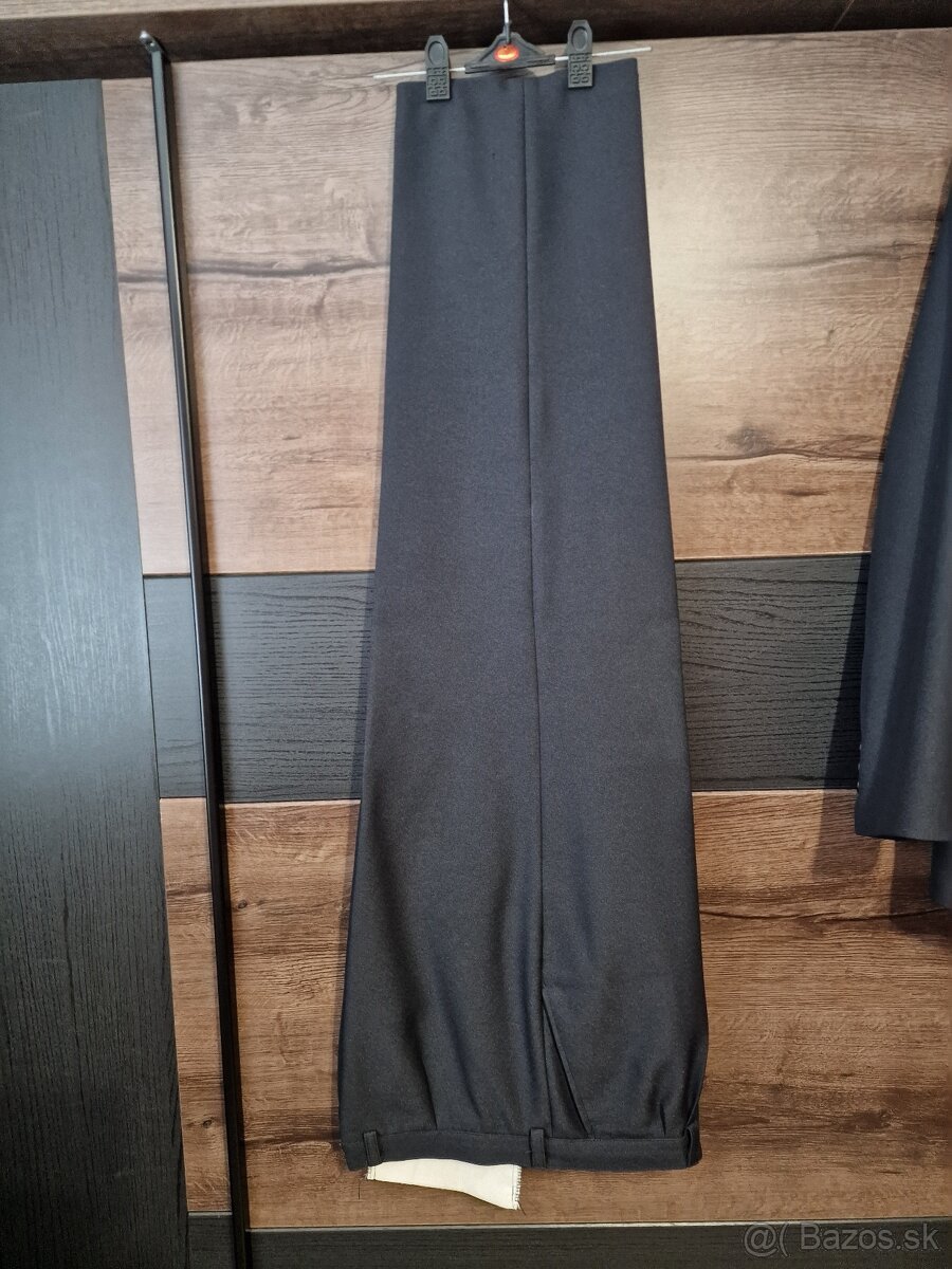 Predám 3 dielny oblek - 3