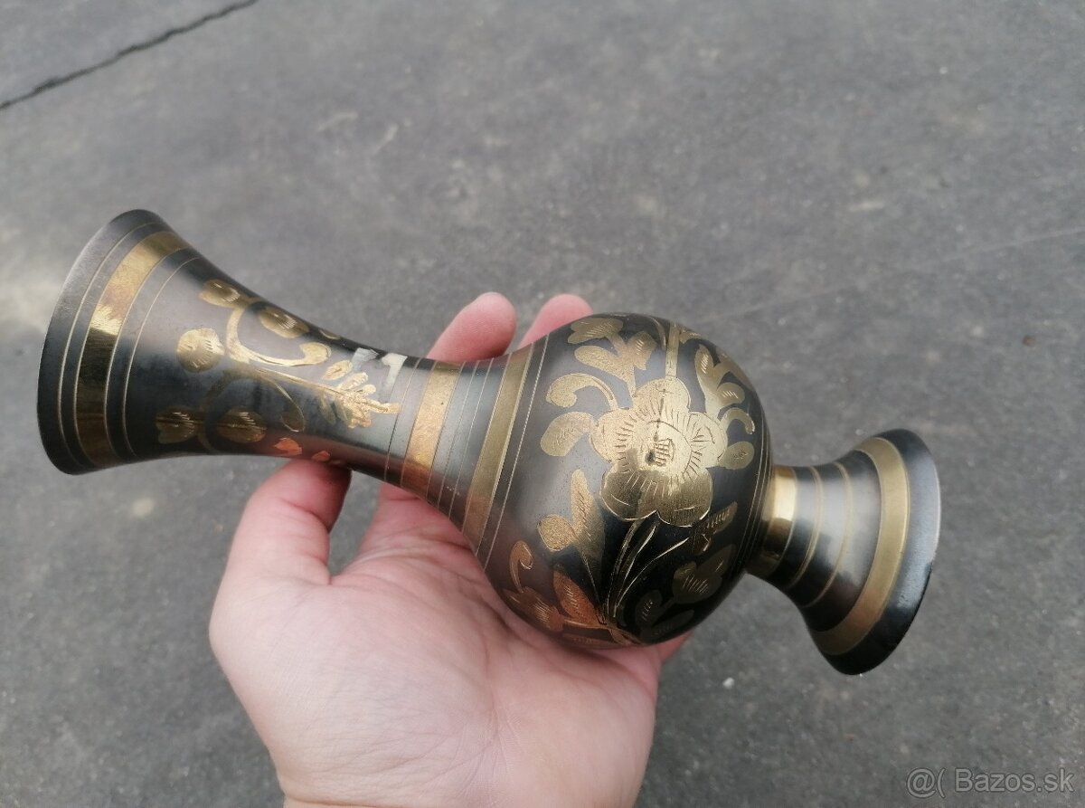 Predám mosadzná váza - 3