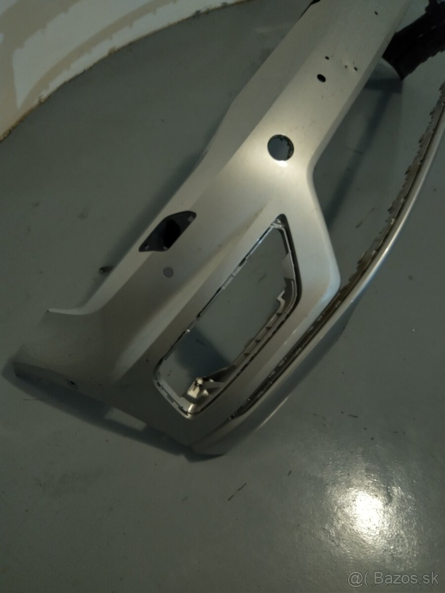 Nárazník predný Golf 7. - 3