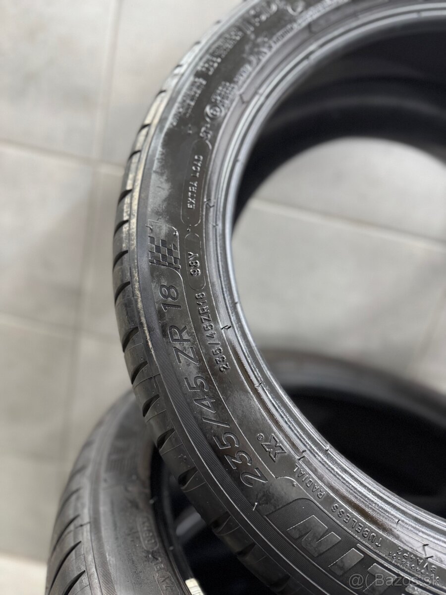 pneumatiky 235/45/18 98Y T1 - 3