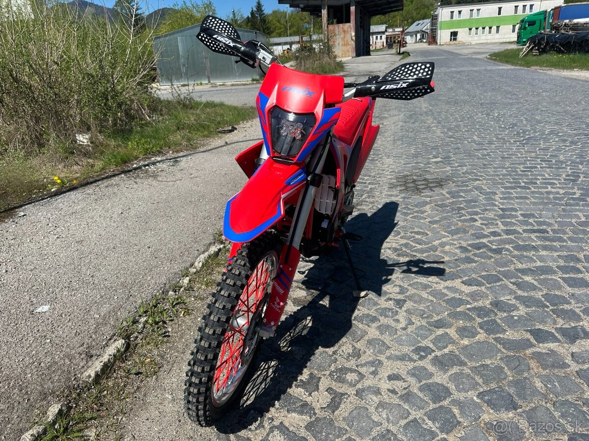 NOVE Enduro ASIX Lizzard 250cm3 21/18