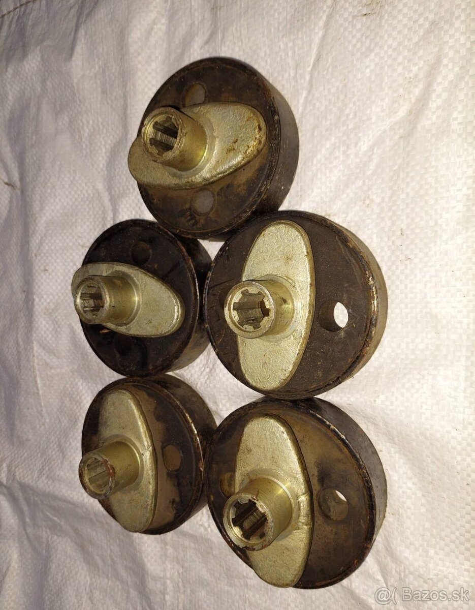 Hardy spojka kardan kloub kardanů kříž kardanů Dněpr K750 - 3