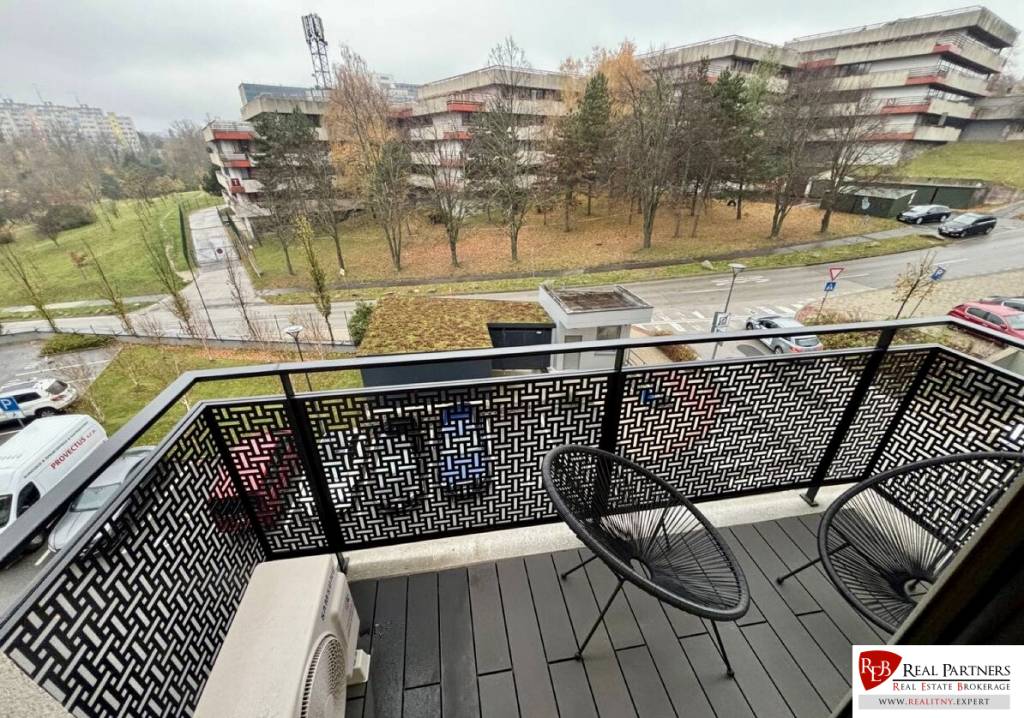 REB.SK Prenájom 2-izbového bytu CUBICON - 3