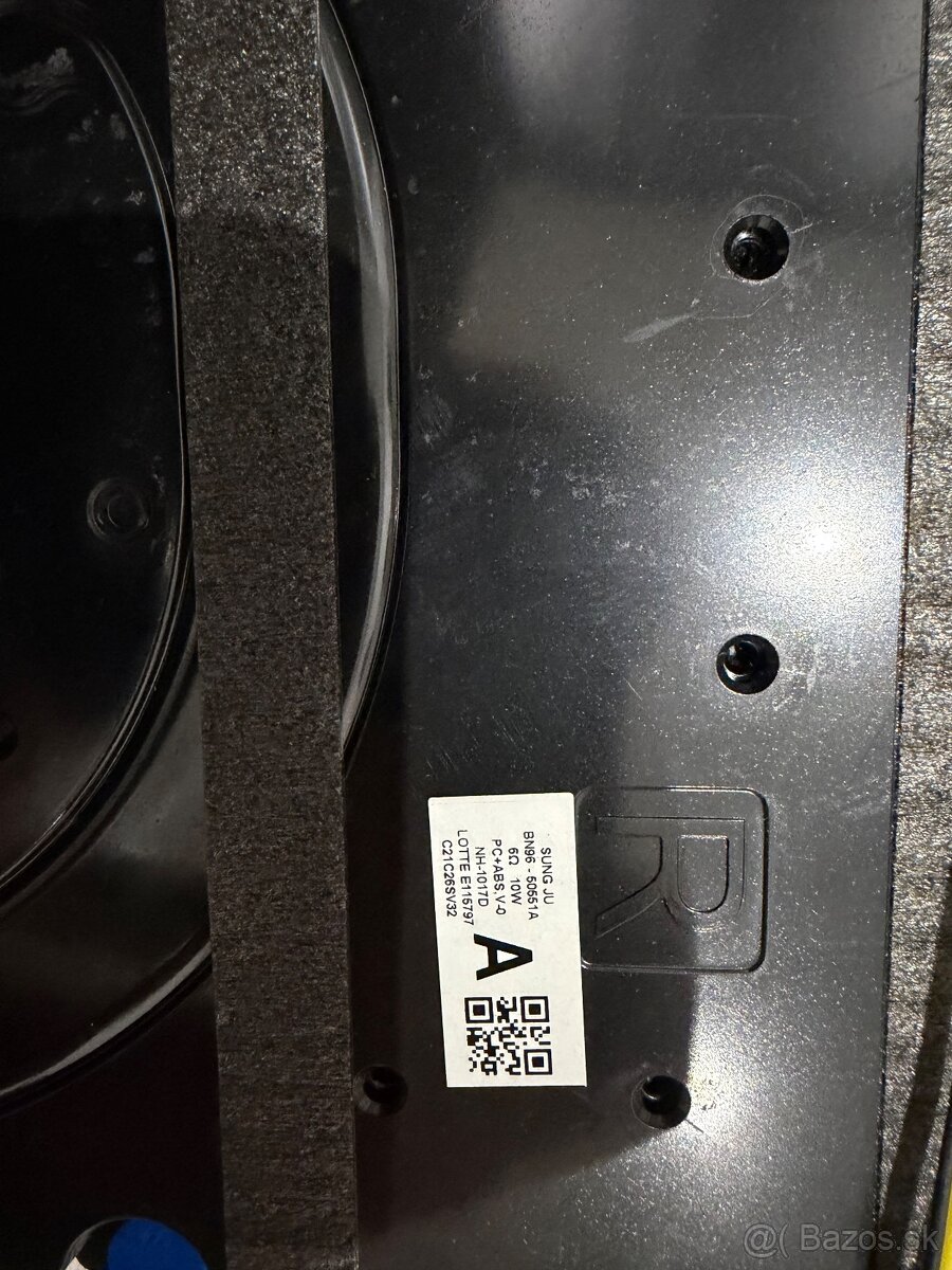 Samsung QLED 65” model QE65Q80AATXXH - 3