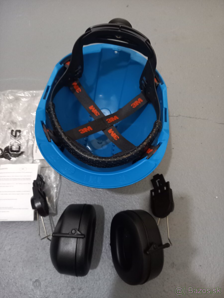 Ochranná pracovná prilba 3M+sluchadlá - 3