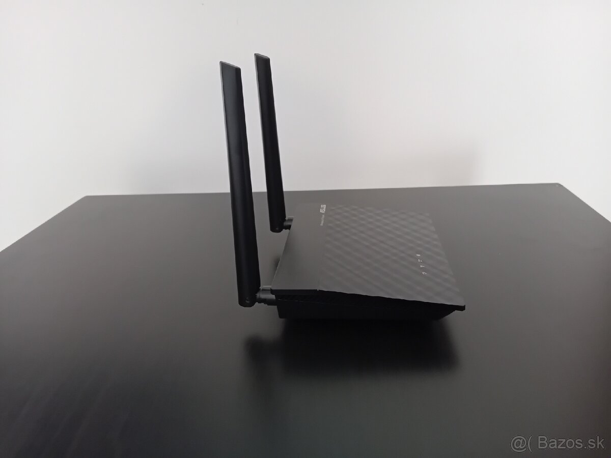 ASUS Wi-Fi ROUTER - 3