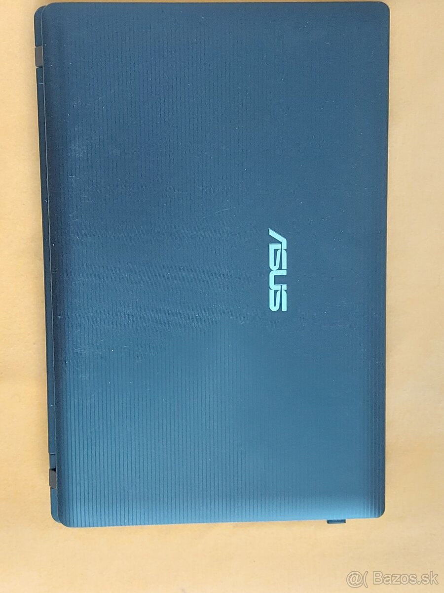 ASUS K53E – Core i3 / 6GB RAM – Batéria 1 hod. + BT Myš - 3