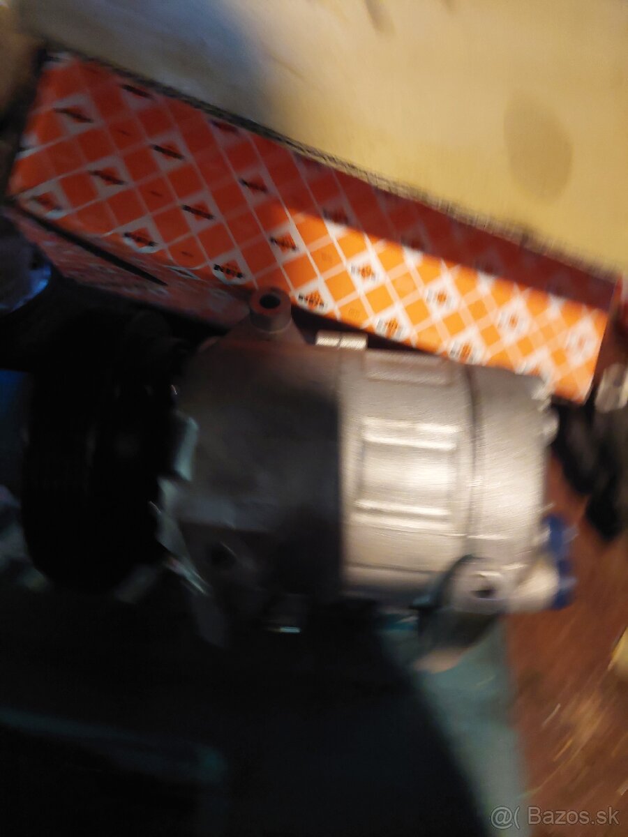 Kompresor klimatizacie 00032208 - 3