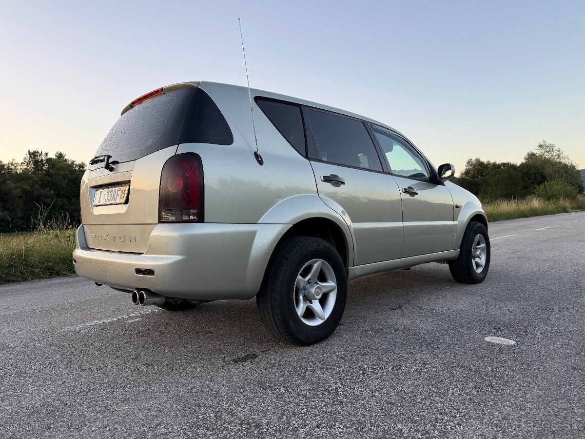 Predám ssangyong rexton 2.9td Mercedes motor