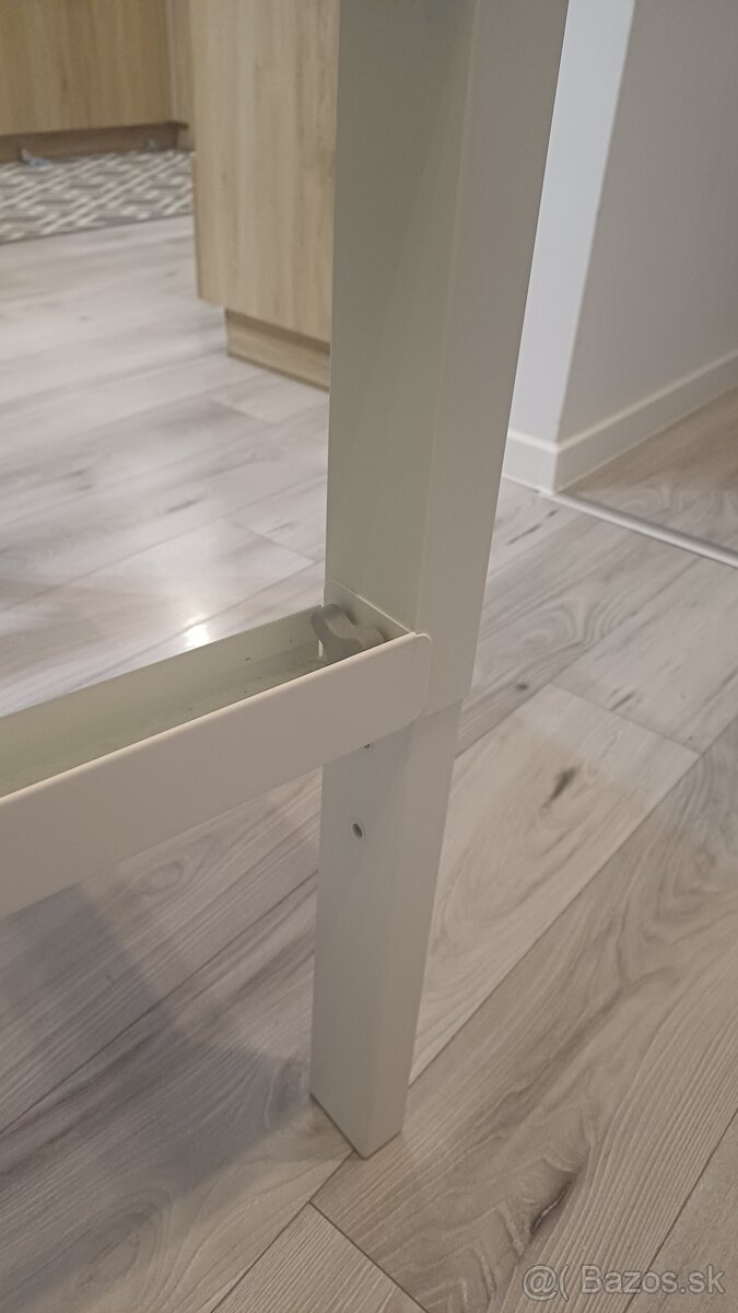 Detsky nastavitelny stolik - 3