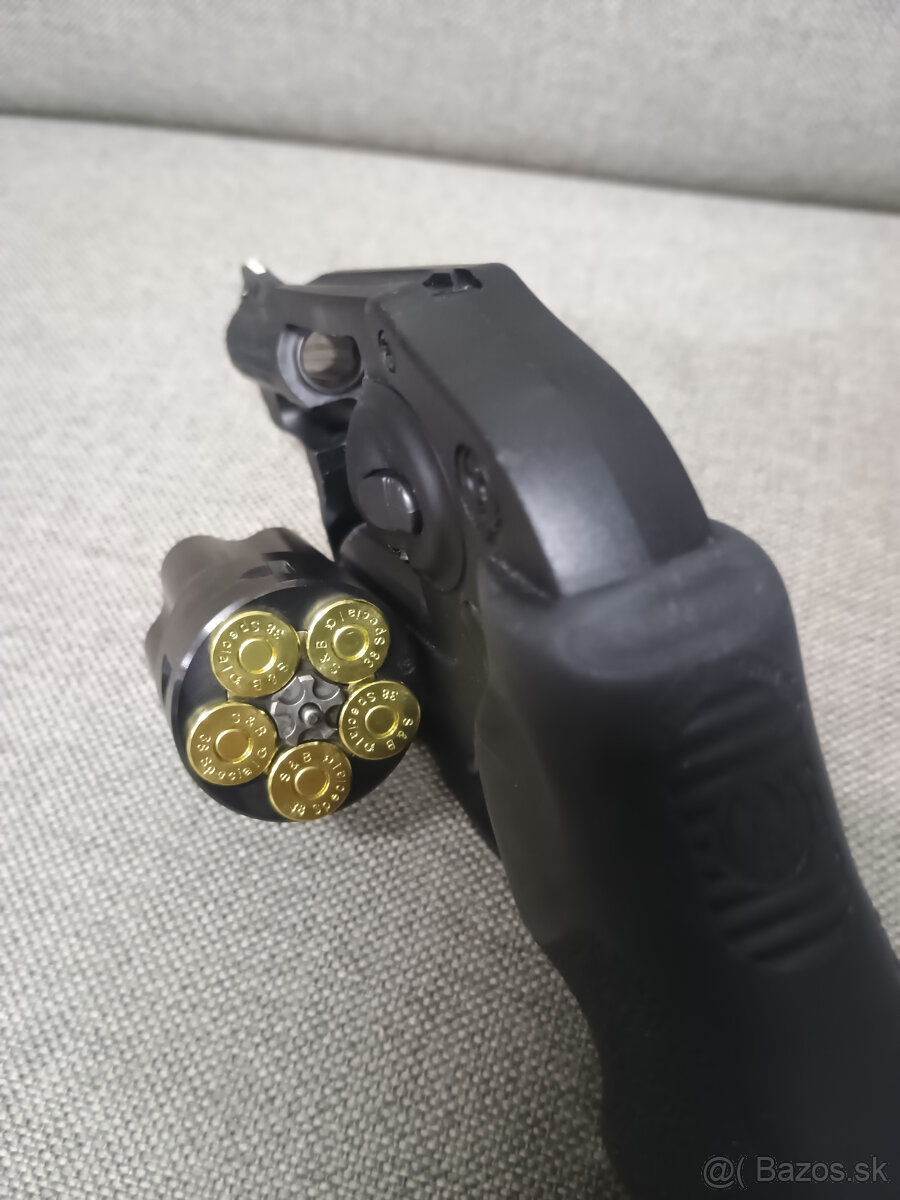 Ruger LCR, 38 Special - 3