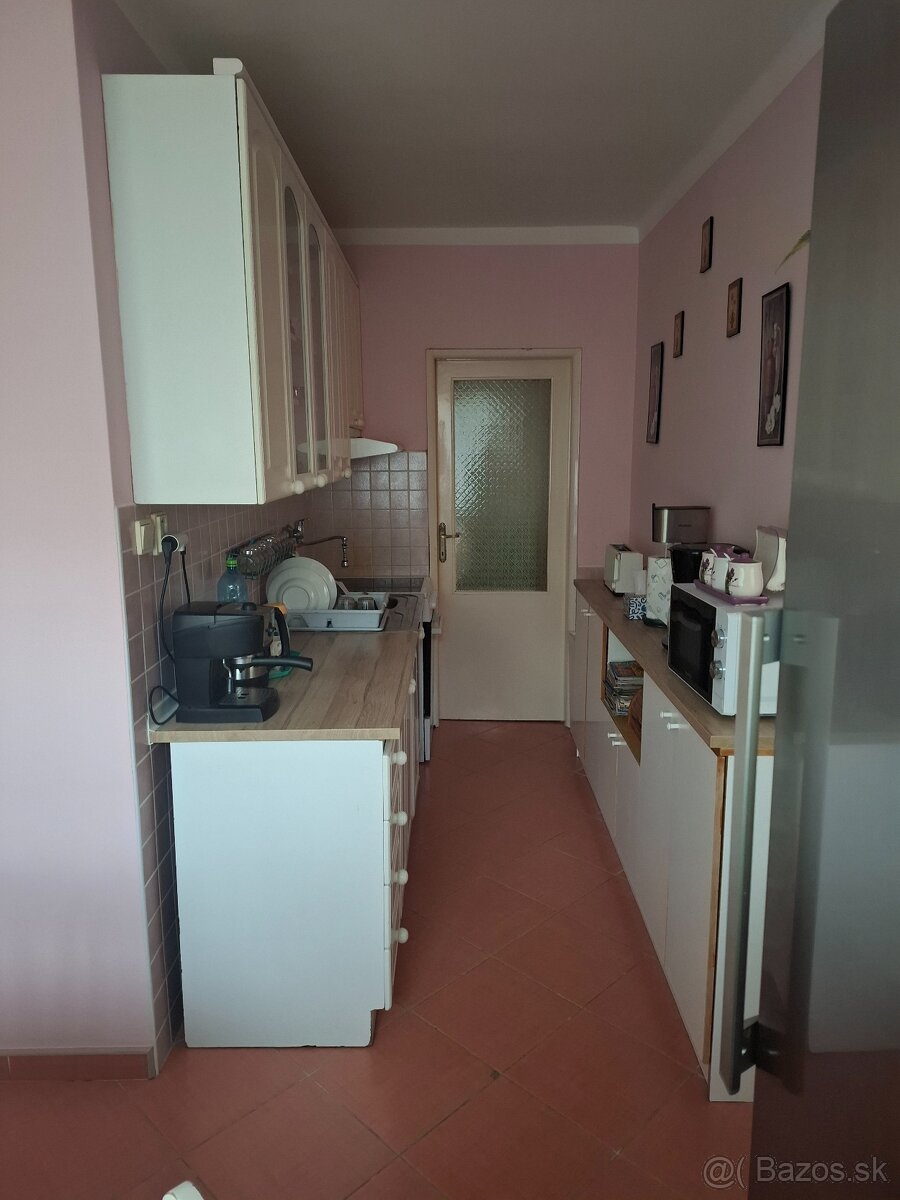 3 izbový byt v blízkosti centra mesta - 3